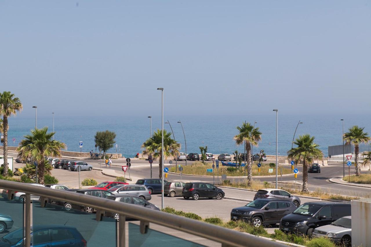 Casa Tiziana - Apulianstay Group Monopoli Buitenkant foto